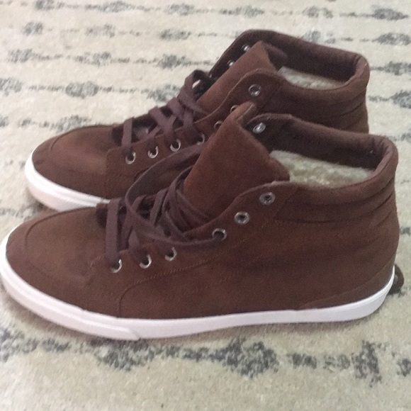 Old Navy high top sneakers - Picture 2 of 4